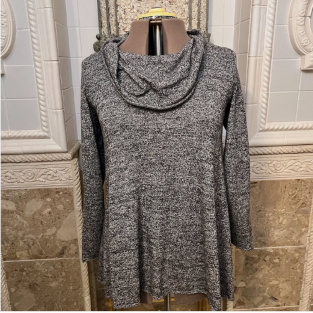 Sophie Max Sweater. Size Large. Gray Pullover Draped Cowl Neck. Cotton. B63